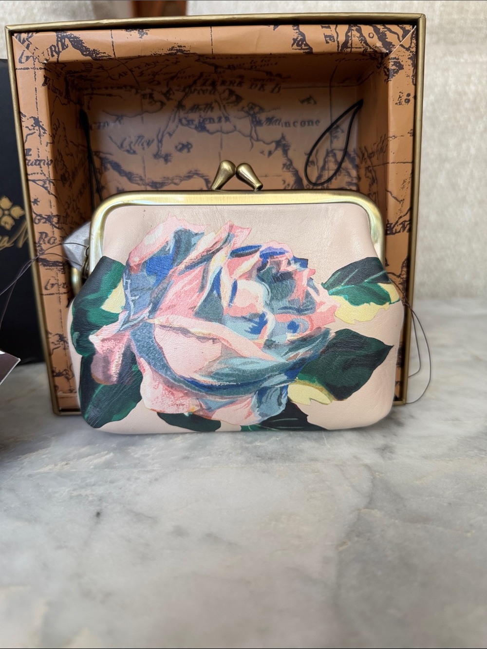 NIB Patricia Nash Floral Print Kiss-Lock Women's Coin Purse Key Chain